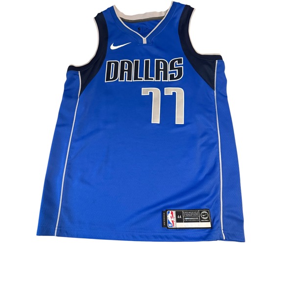 Nike Other - Nike Luka Doncic Dallas Mavericks NBA Swingman Jersey Blue 77 Mens Medium 44